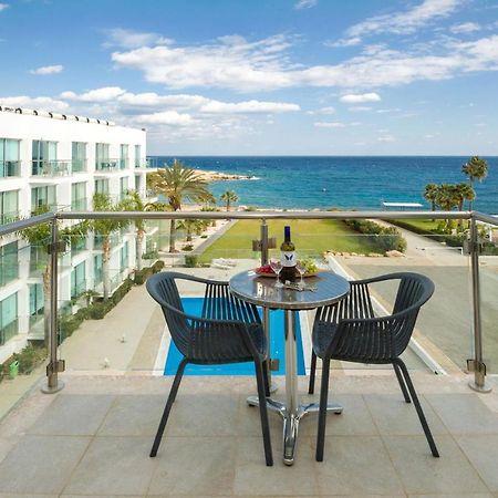 Gabriela - Coralli Beachfront Apartment Protaras Ngoại thất bức ảnh