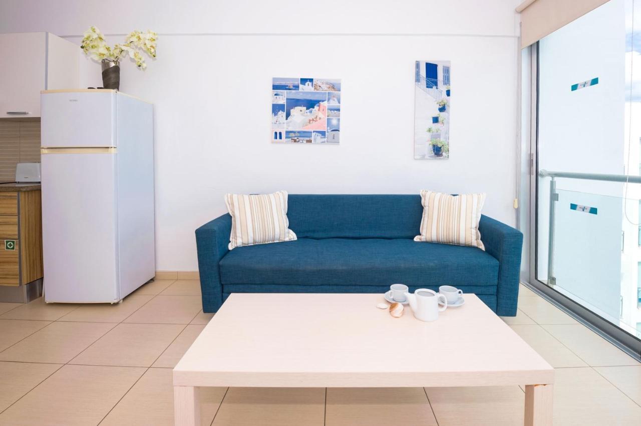 Gabriela - Coralli Beachfront Apartment Protaras Ngoại thất bức ảnh